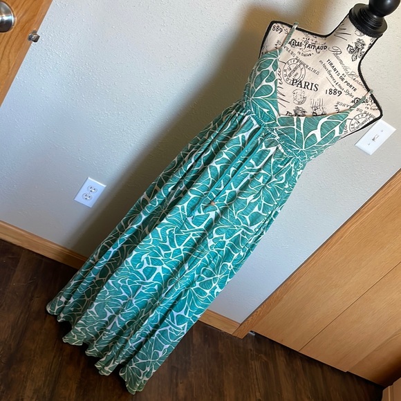 Roxy Maxi Dress *Please Read Description* - Picture 1 of 10